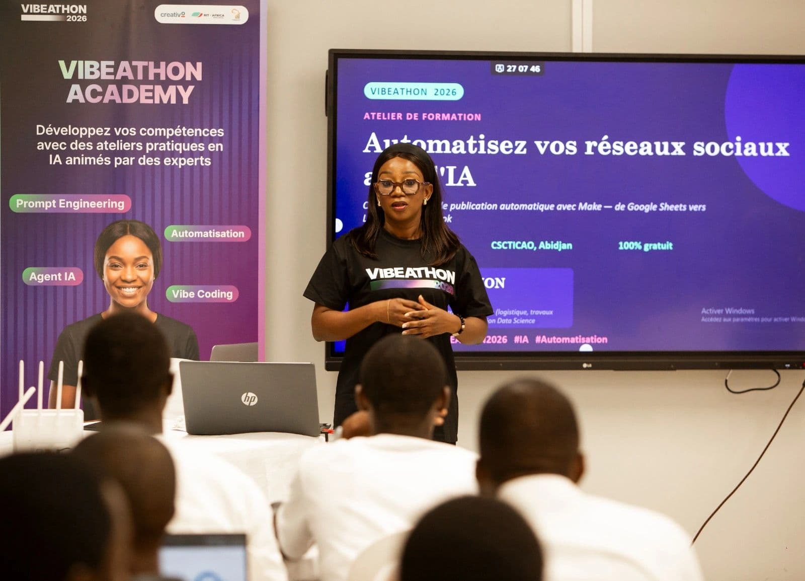 Atelier « Automatisez vos réseaux sociaux avec l'IA » animé par une formatrice